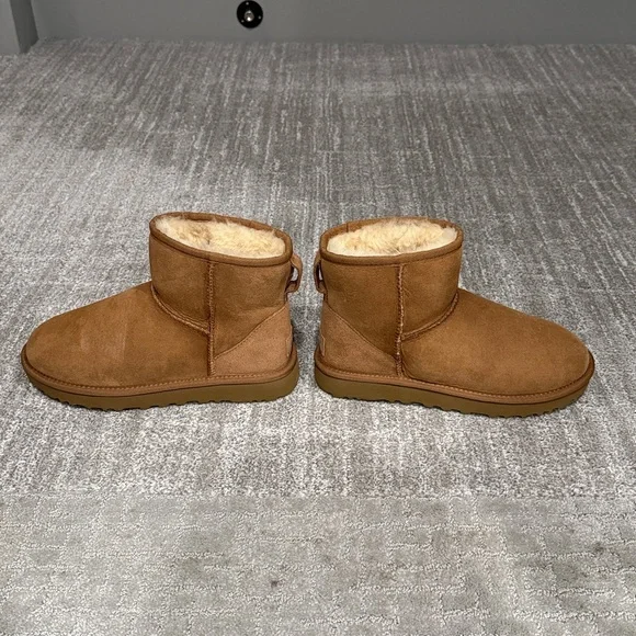 New Uggs Ugg classic mini chestnut size 6 / 37 - Picture 4 of 8